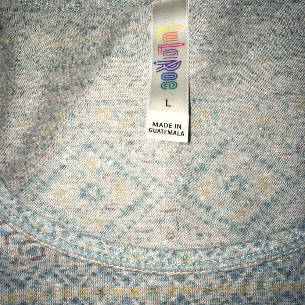 LuLaRoe Classic T!